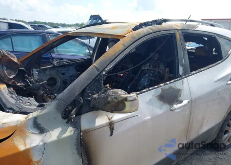 2011 Hyundai Tucson Limited from USA, damaged, VIN KM8JUCAC5BU262770